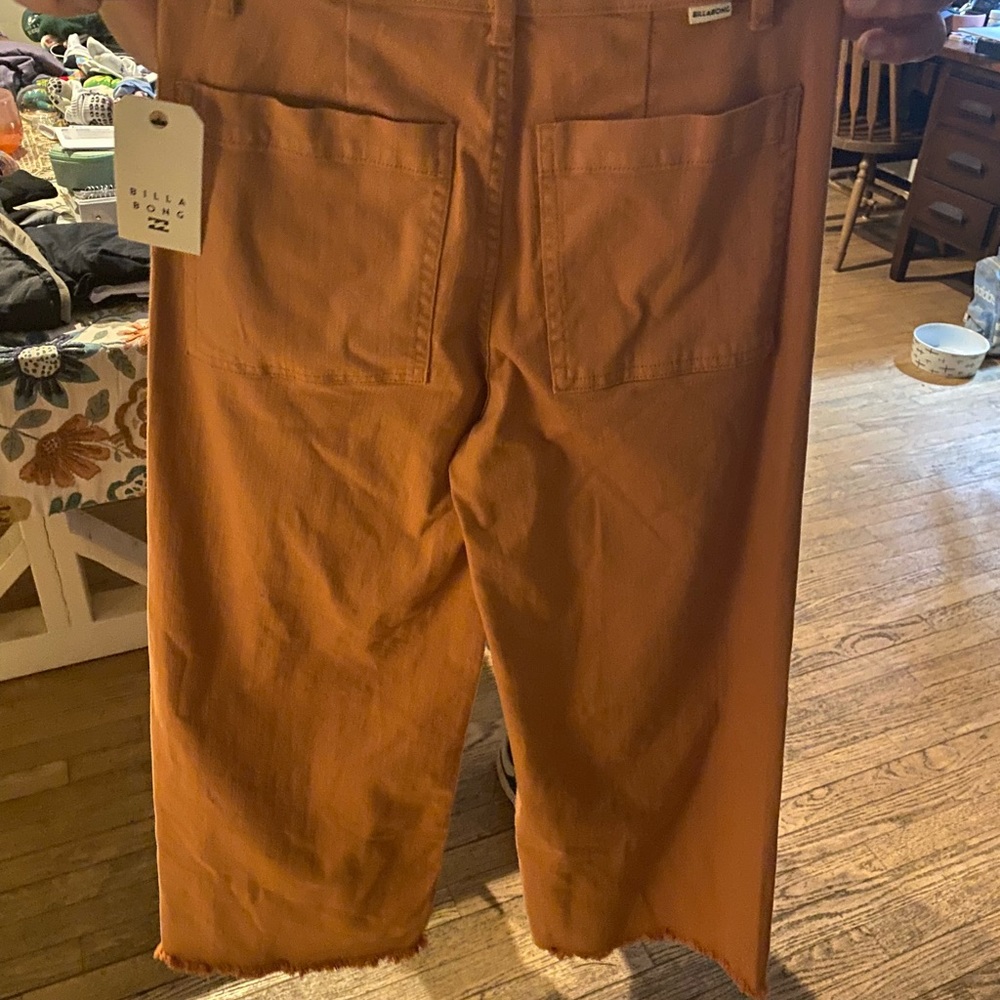 NWT billabong jeans